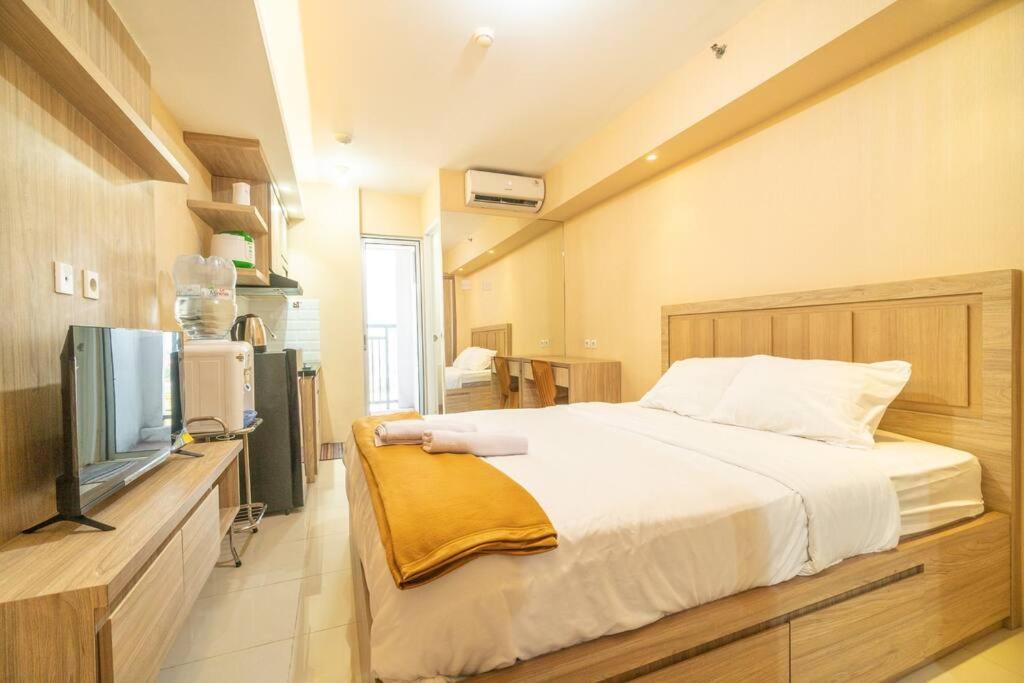Pleasant In Bassura Mall East अपार्टमेंट Jakarta